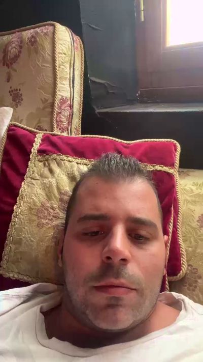 Lordtom_ live from Italy