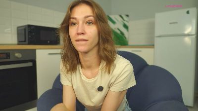 LornaColeson live from France