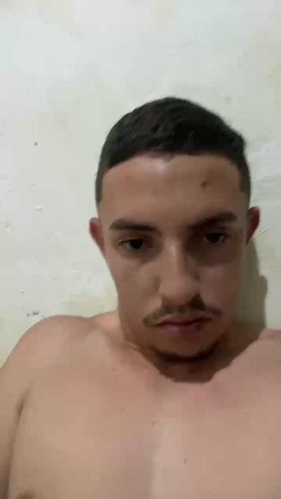 Lucasbezerra6 live from Brazil