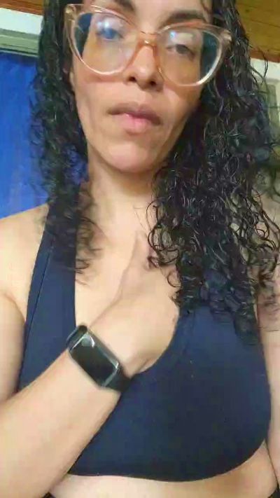 Lucci_Lovee live from Colombia