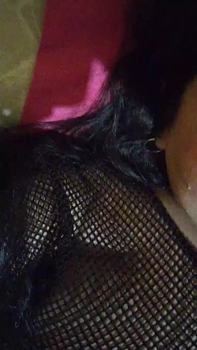 Luchii97 live from Argentina