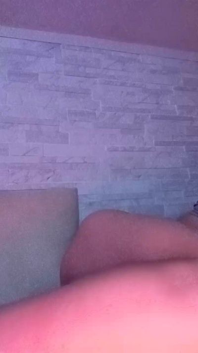 LunaBianca96 live from Italy