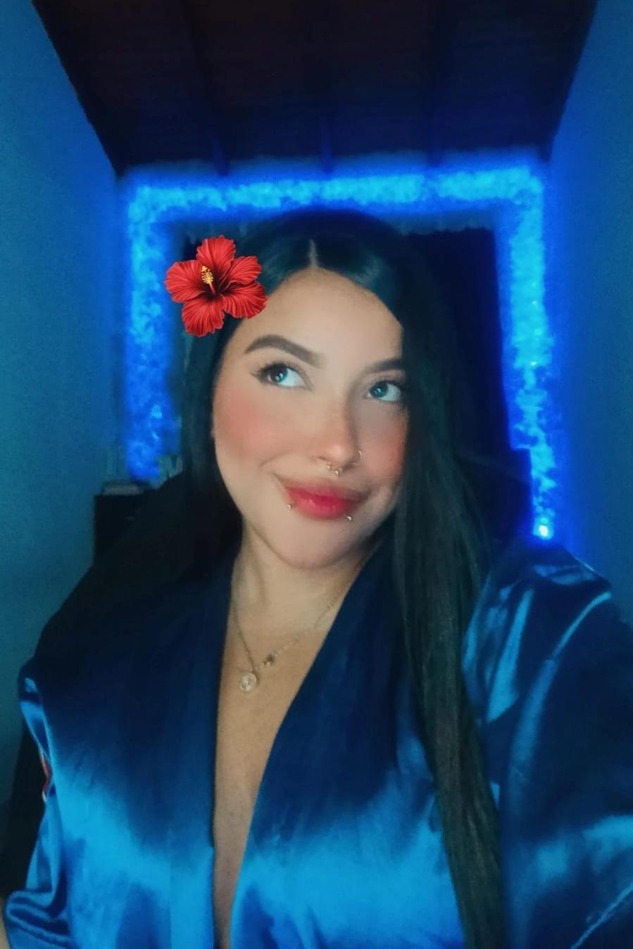 Mariana_Hasper_ live from Italy