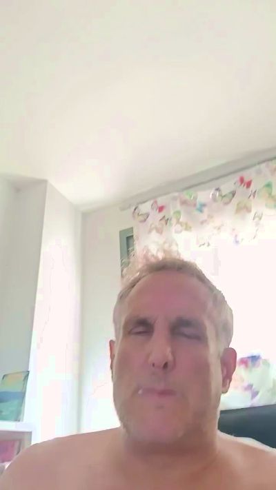 Marika049 live from Spain