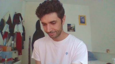 Matty_kk_ live from Italy
