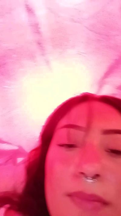 Megan_sweet22 live from Colombia