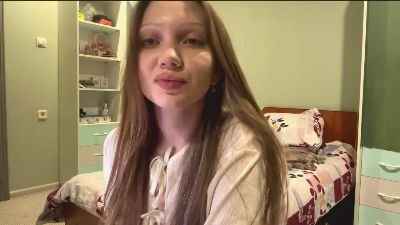 MerlynLaux live from Czechia