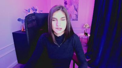 MiaAxel live from Serbia