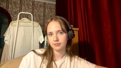 MyrtisMcclard live from Serbia