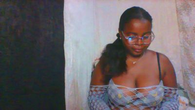 Nadiaflirt live from France