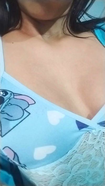 Natashamorena live from Brazil