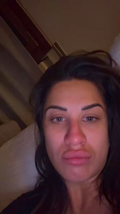 Natiiii live from Italy