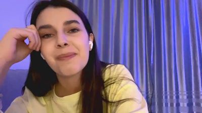 NellyMeline live from United States