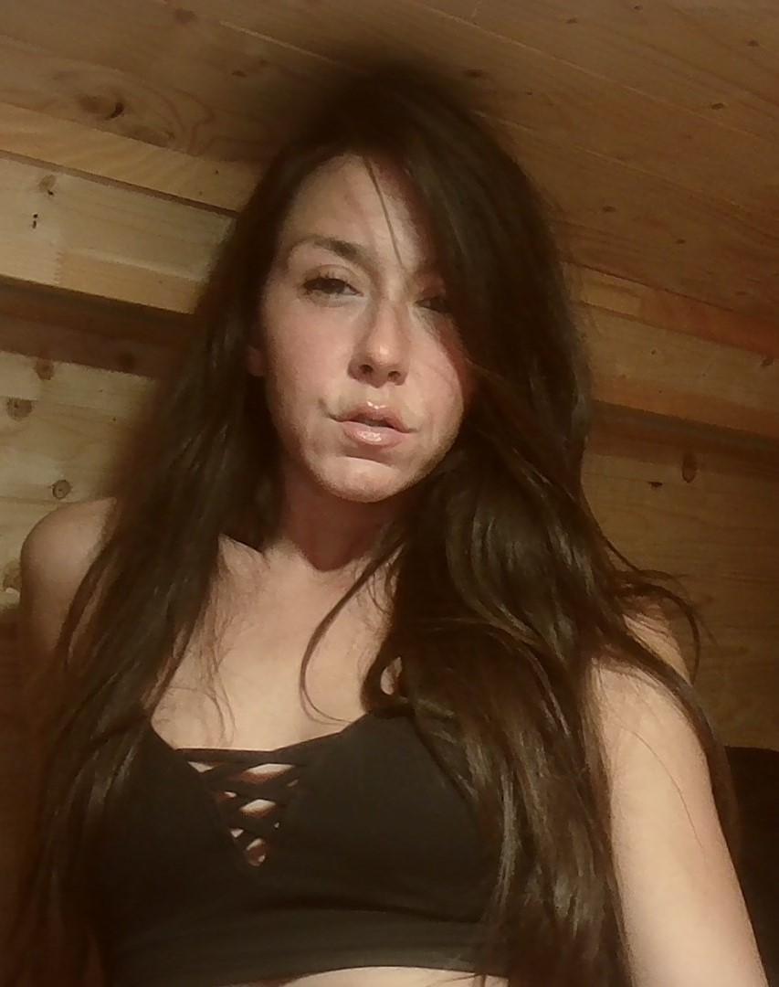 NomadKitty live from United States