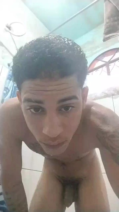 PauzudoFavela live from Brazil