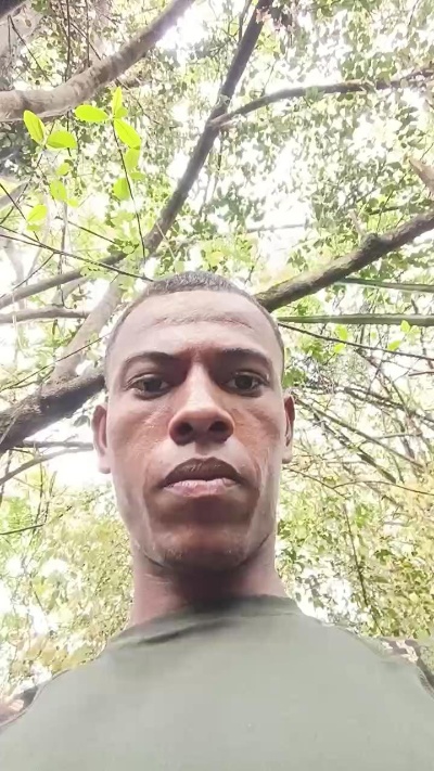 Perez_24 live from Colombia
