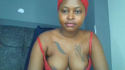 Pinkie29 live from Kenya
