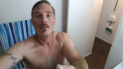 Playful_Joker live from United States