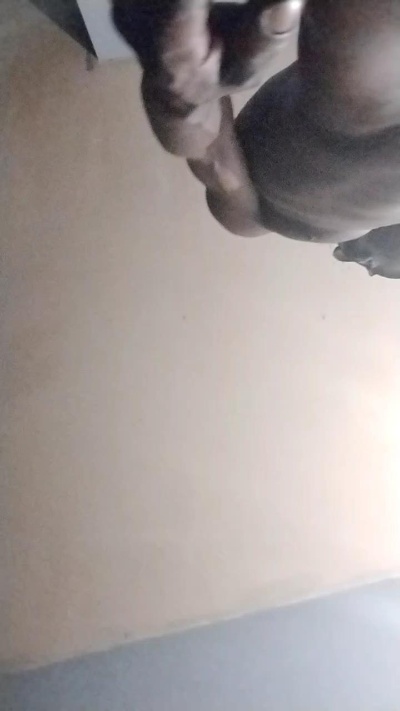 Pussynasseat69 live from United States