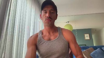 RexxxRolando live from Mexico