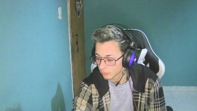 ReyAbsoluto live from Argentina