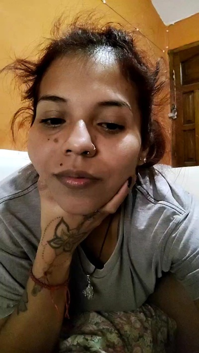 Riirii93 live from Argentina