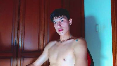Rowanbig23 live from Colombia