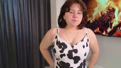 SandraWilliamss live from Latvia