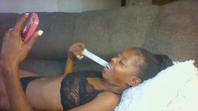 Sashay_dario live from Kenya