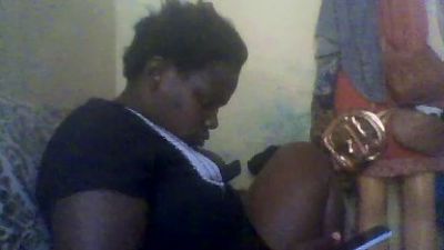 Sexyqueen24 live from United Kingdom