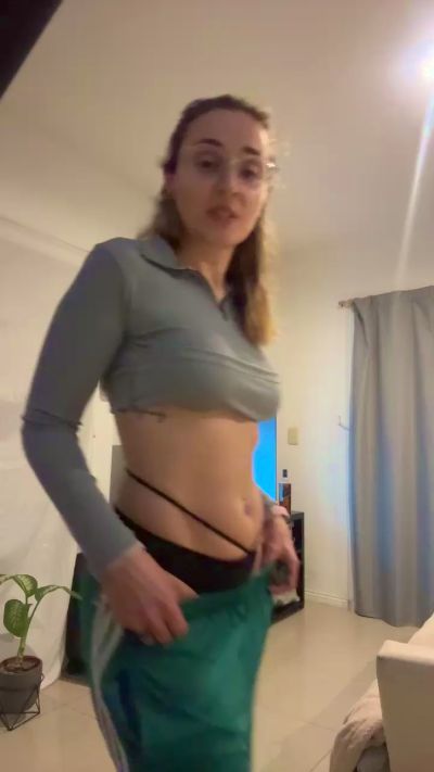 Shirlita2 live from Argentina