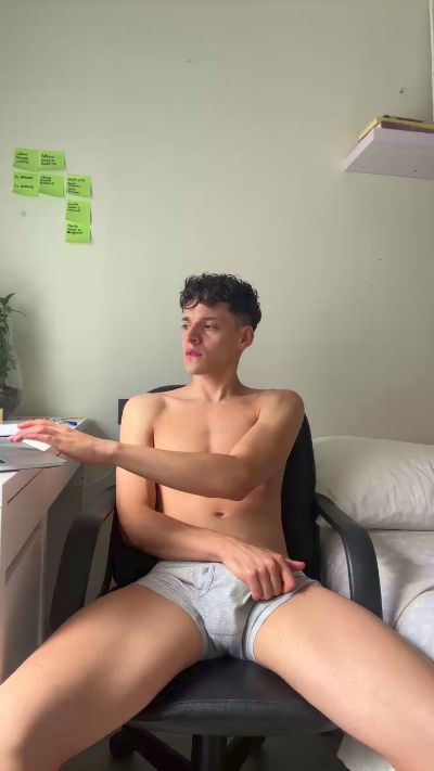 Shyboy911 live from Spain