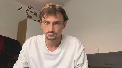 Simon_Feet live from Russia