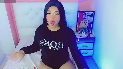 Sofiia_xx live from United States