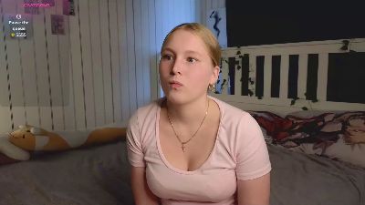 StephanieGulan live from France