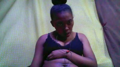 Tahiriniah live from Madagascar