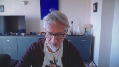 Takyourme live from France