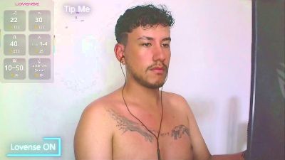 Targaryen_18 live from Colombia