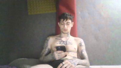 Tattooboy_19 live from Spain
