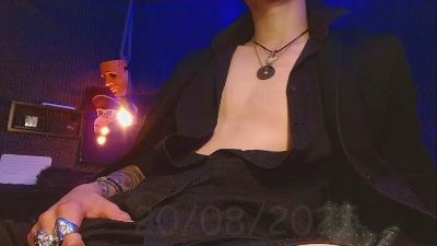 Theanfitrion69 live from Italy