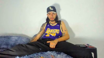 Theferxxo live from Colombia