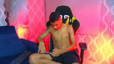 Thetwinkdavid live from Colombia