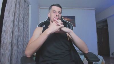 ToddClaytonn live from United Kingdom