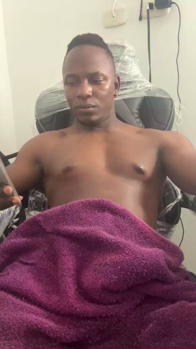 Tu_chotolatico live from Colombia