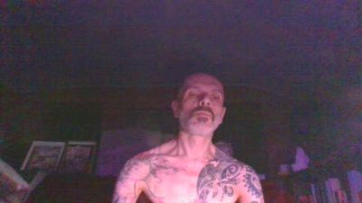 UglyMACHO live from United Kingdom