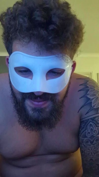 Uhgjvv live from France