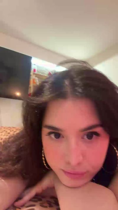 Venustrapp live from Italy