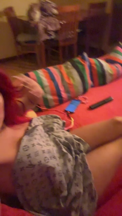 Xhenaa live from Spain