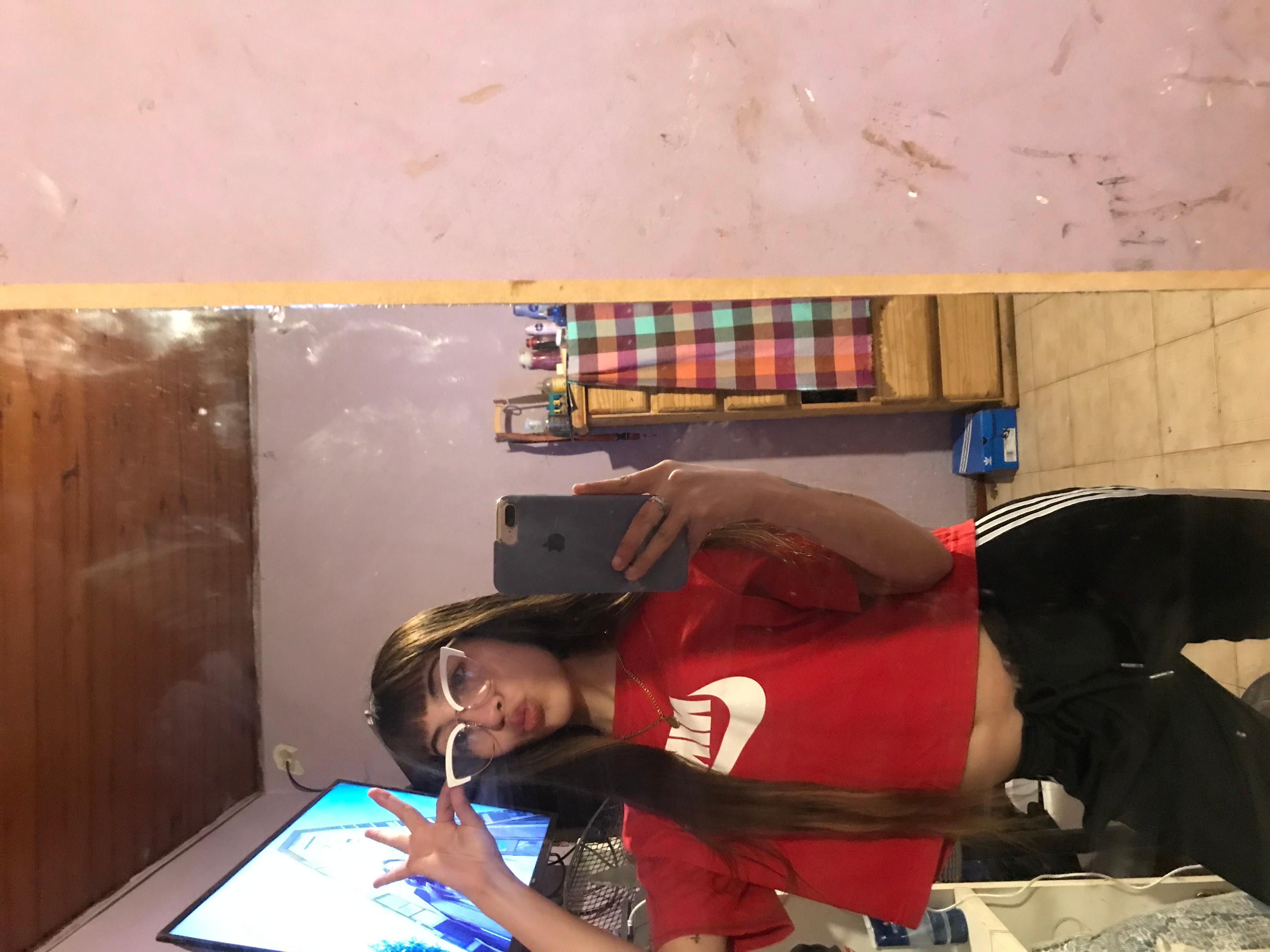 agusytina1 live from Argentina