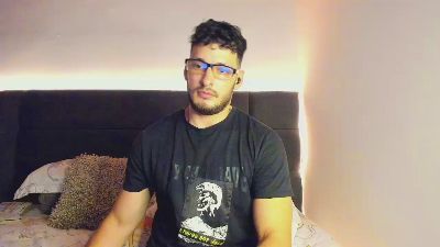 alejandro2x live from Colombia